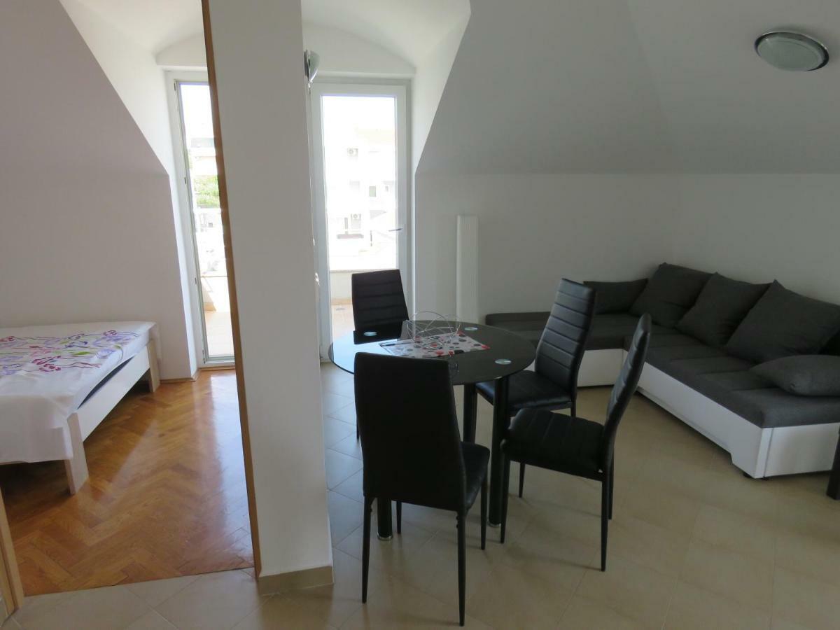 Apartment Star Novalja Kültér fotó